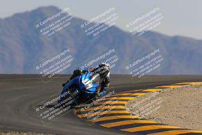 media/Oct-30-2022-CVMA (Sun) [[fb421c3cec]]/Race 10 Supersport Middleweight Shootout/